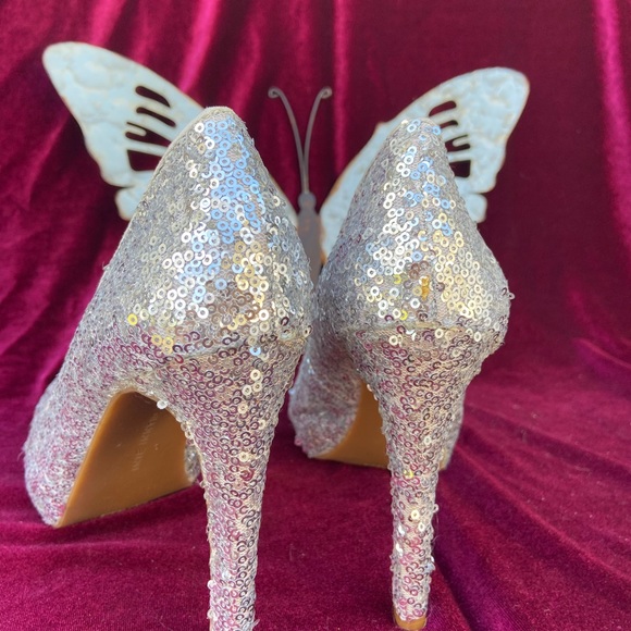 Silver Sequined Gianni Bini Stiletto Pumps Sz 8 - Picture 6 of 7